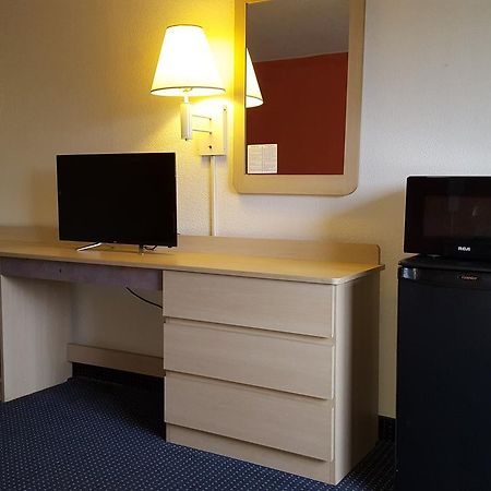Red Carpet Inn Gibbstown Zewnętrze zdjęcie